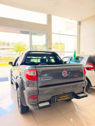 FIAT STRADA 1.8 MPI ADVENTURE CD 16V FLEX 3P MANUAL FIAT STRADA 1.8 MPI ADVENTURE CD 16V FLEX 3P MANUAL